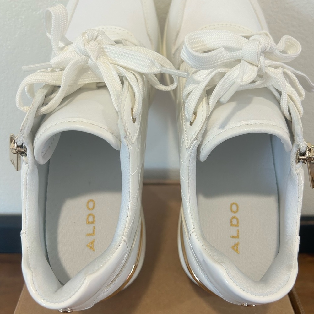 Aldo Adwiwia Women's Trainers
Trainers Wedge Sneakers Gold Outline Zipper Size 9 - Picture 13 of 13